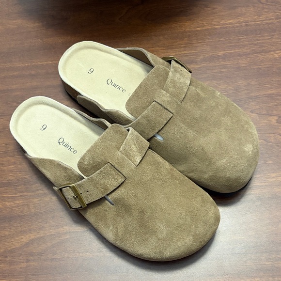 Quince Shoes - Quince Water Repellent Suede Clog Mule woman’s size 9